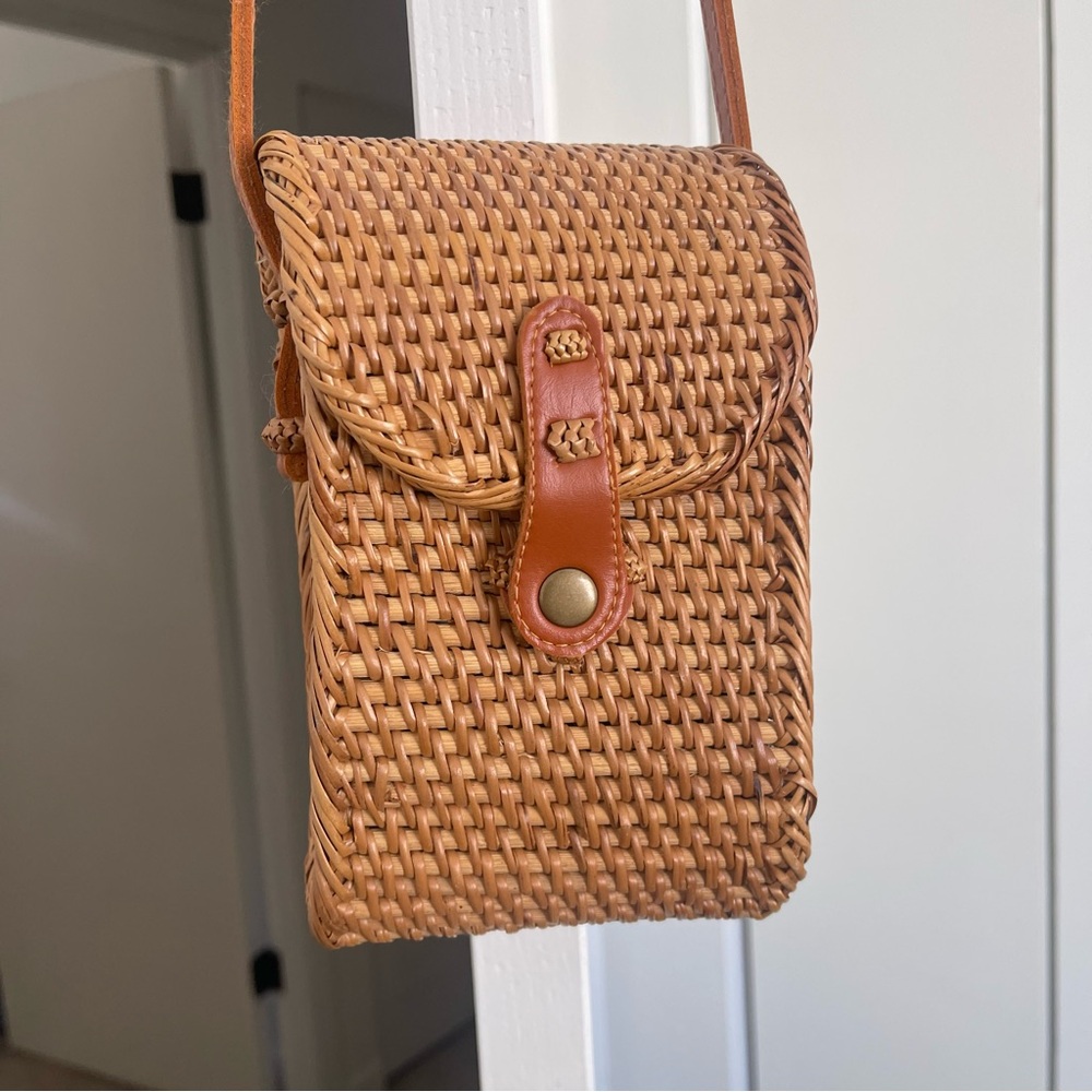 Woven Tan Crossbody Purse